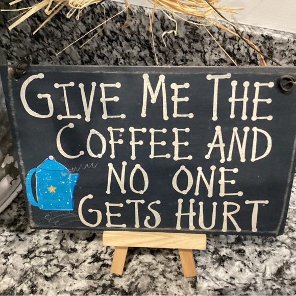 Vintage - Real Wood Sign “Give Me The Coffee And No One Gets Hurt” - Cute - Picture 2 of 9
